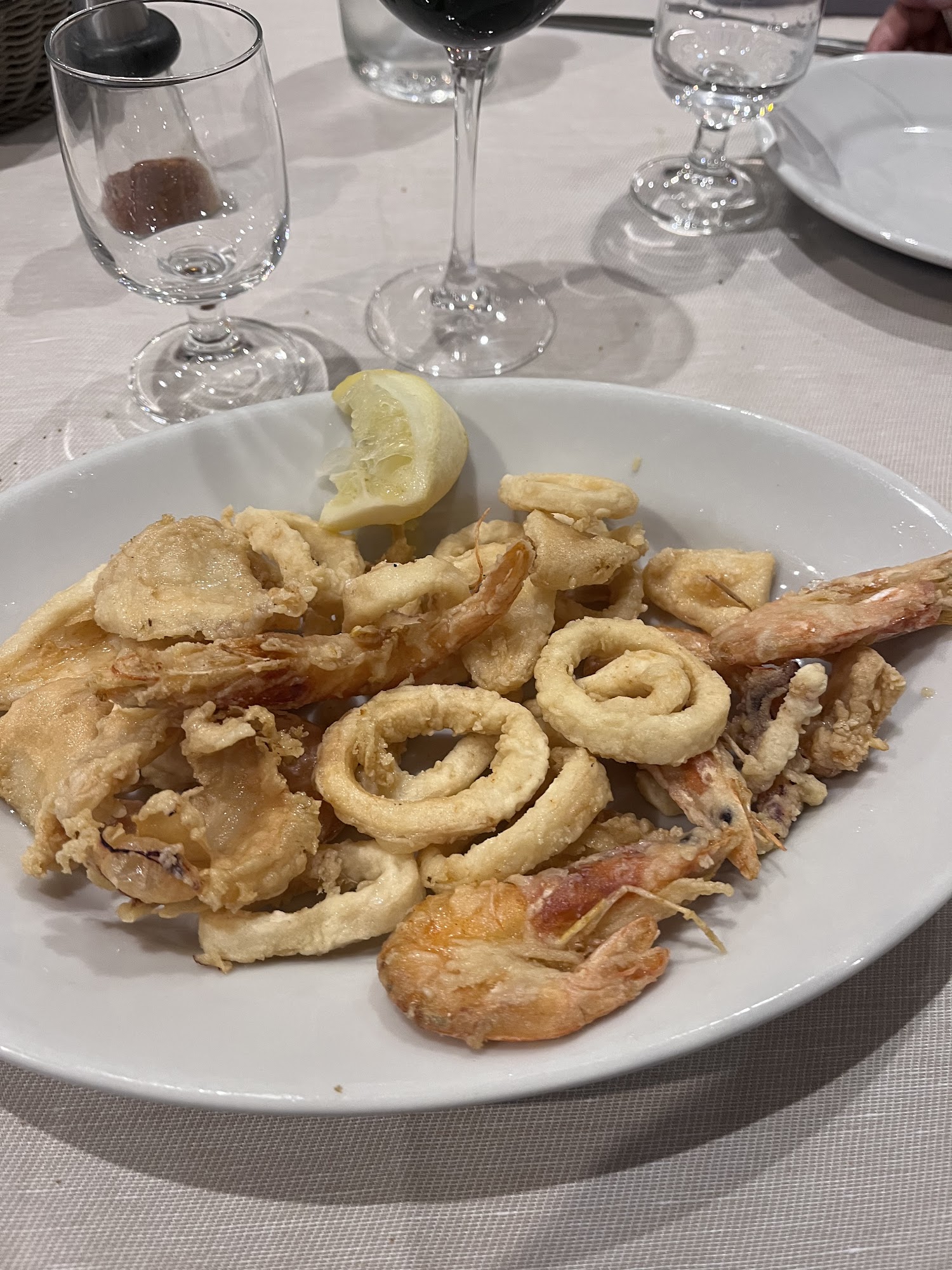 Frittura mista di calamari e gamberi, Trattoria Due Archi